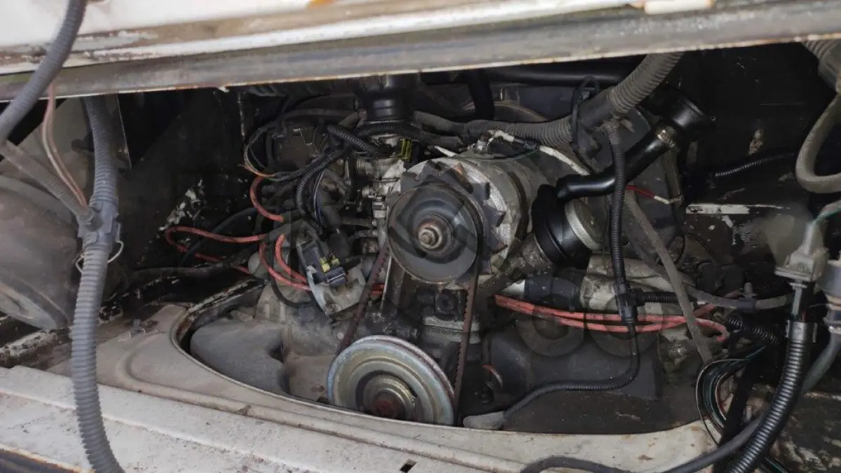 LOTE 020 - VW / KOMBI - ANO 2001/2002