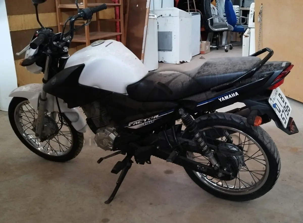 LOTE 023