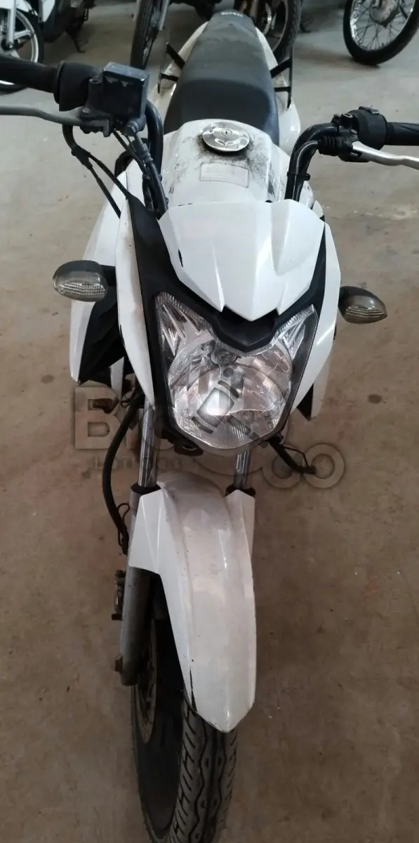 LOTE 026 - MOTOCICLETA YAMAHA/YS150 FAZER SED