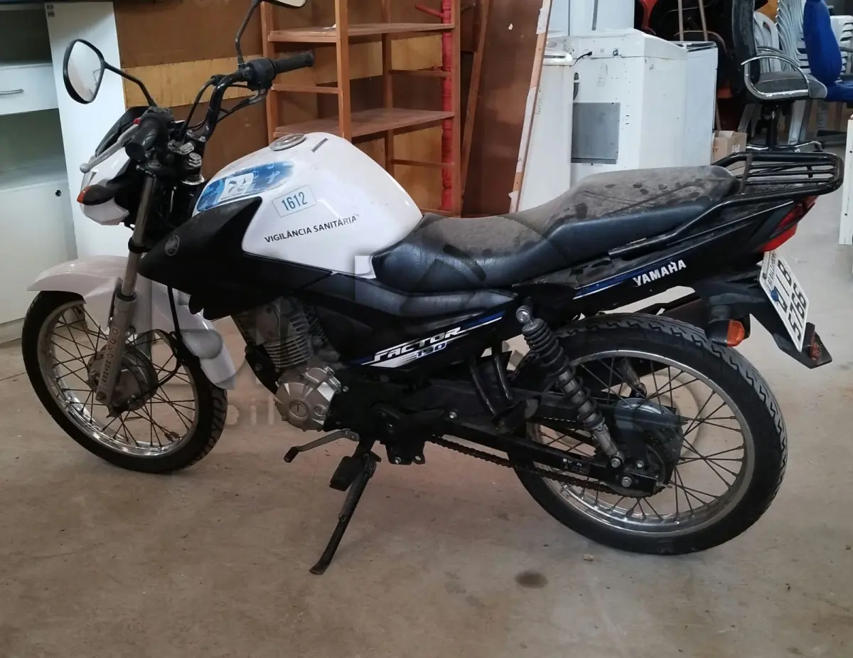 LOTE 024 - MOTOCICLETA YAMAHA/YBR150 FACTOR E
