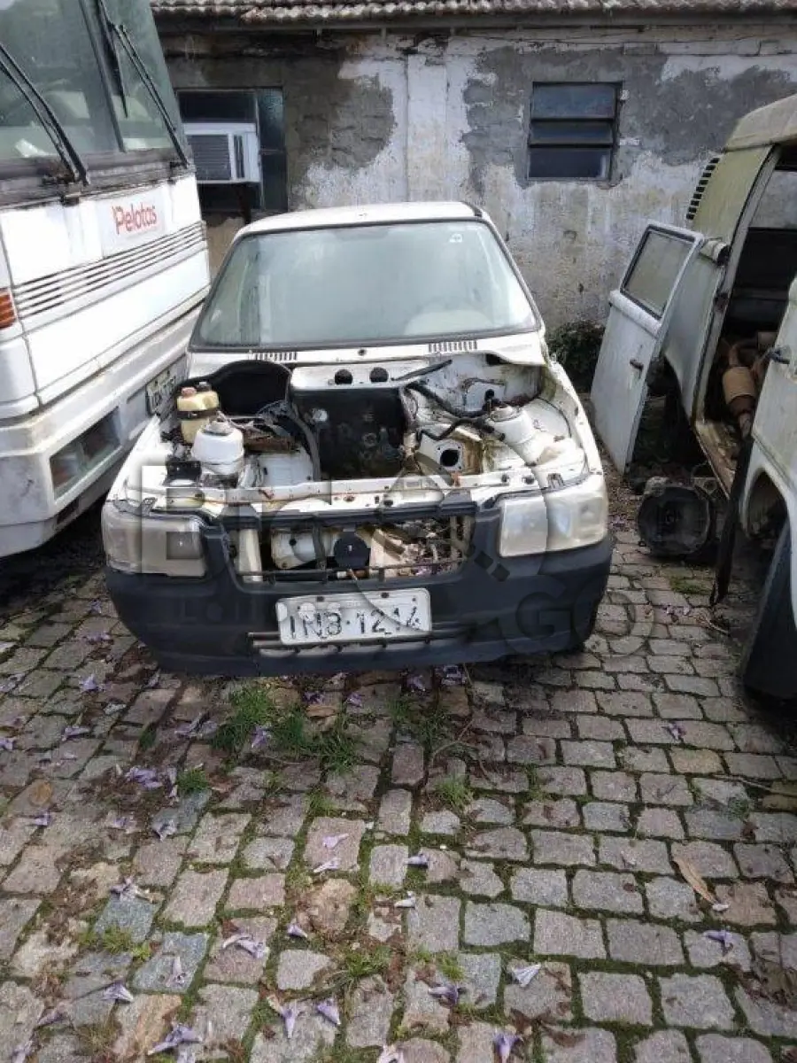 LOTE 019 - FIAT / UNO MILLE FIRE FLEX - ANO 2006/2006