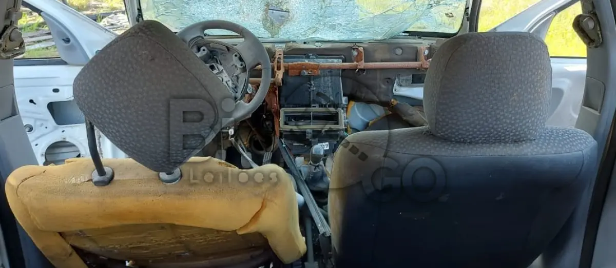 LOTE 027 - SUCATA AUTOMOTIVA