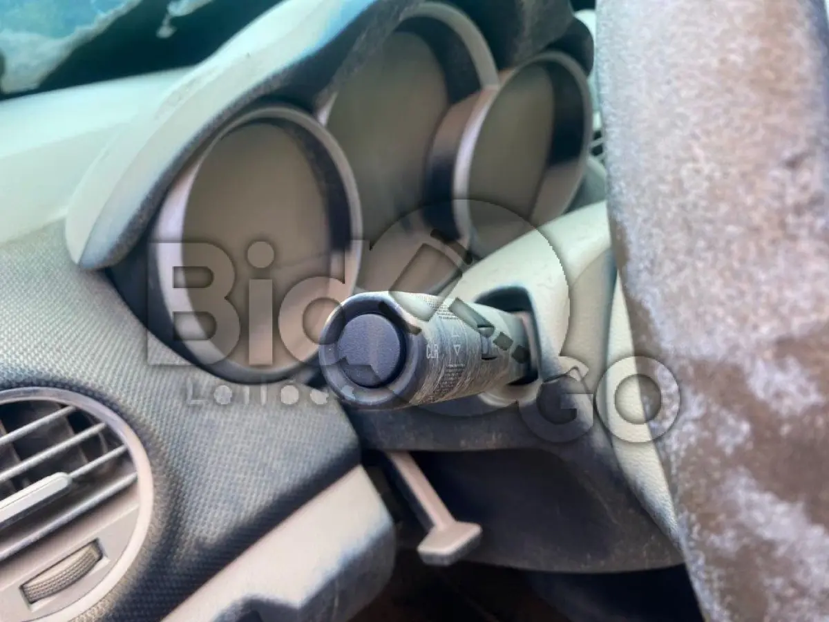 LOTE 019 - Espécie: PASSAGEIRO / Marca: CHEVROLET / Modelo: CRUZE LT NB / Placa: AUU9496 / UF: SC / Município: Blumenau / Ano fabricação: 2011 / Ano modelo: 2012 / Cor: BRANCA / Chassi: 9BGPB69M0CB209996 / Motor: N18XFF20RT6538 / RENAVAM: 00407910620