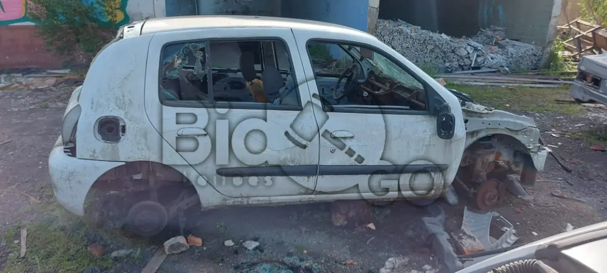 LOTE 027 - SUCATA AUTOMOTIVA
