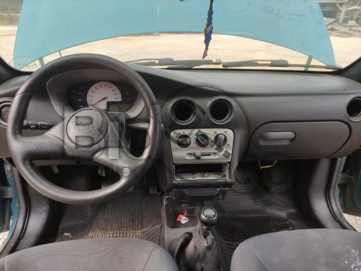 LOTE 023 - Espécie: PASSAGEIRO / Marca: GM / Modelo: CELTA / Placa: AKI9017   / UF: PR /Município: Ibiporã / Ano fabricação: 2002 / Ano modelo: 2002 / Cor: VERDE / Chassi: 9BGRD08Z02G147056 / Motor: DJ0105788 / RENAVAM: 00786038985