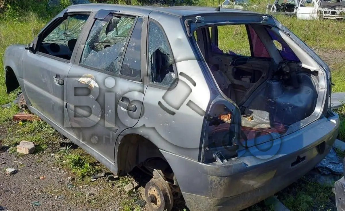 LOTE 028 - SUCATA AUTOMOTIVA