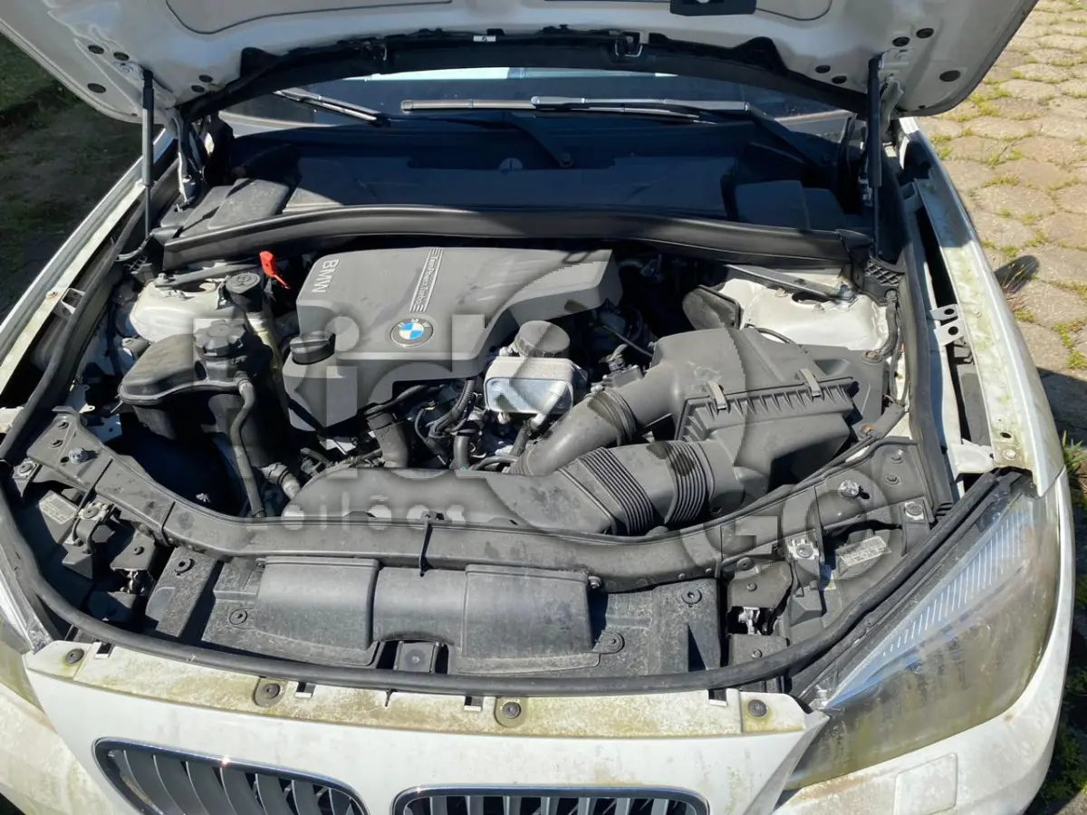 LOTE 001 - BMW X1 SDRIVE20I VL91  / Ano fabricação: 2014 / Ano modelo: 2014 / Cor: BRANCA