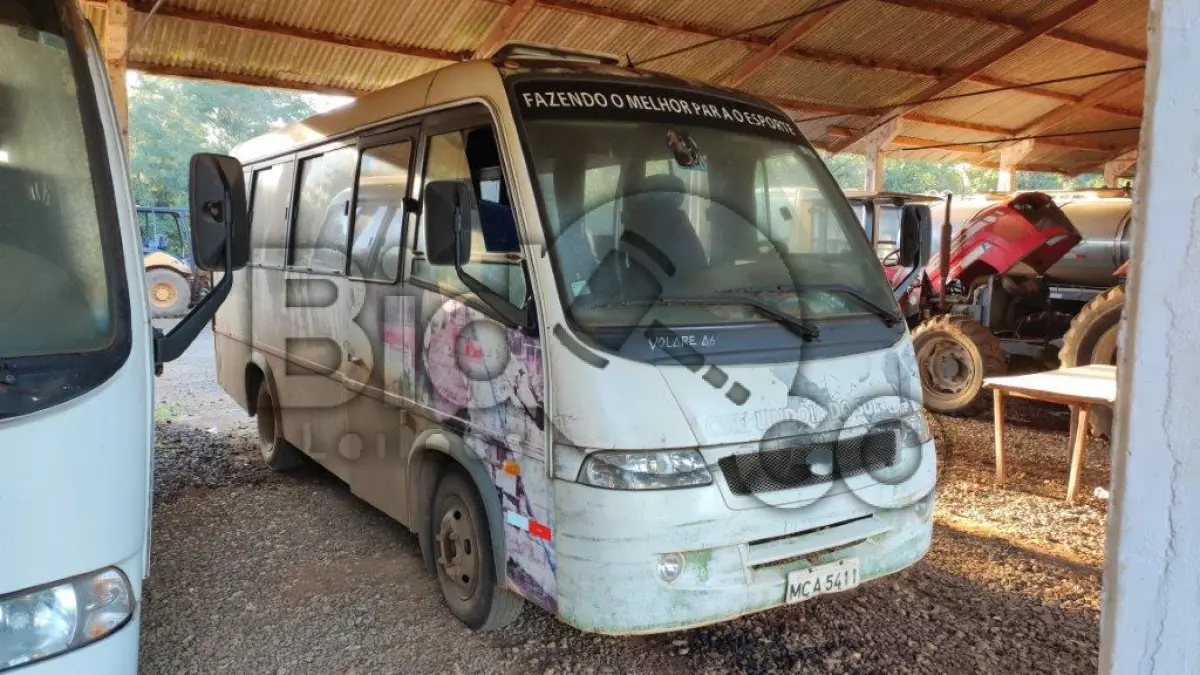 LOTE 015 - ÔNIBUS MARCOPOLLO VOLARE LOTACAO, Fabricação/Modelo: 2002/2002