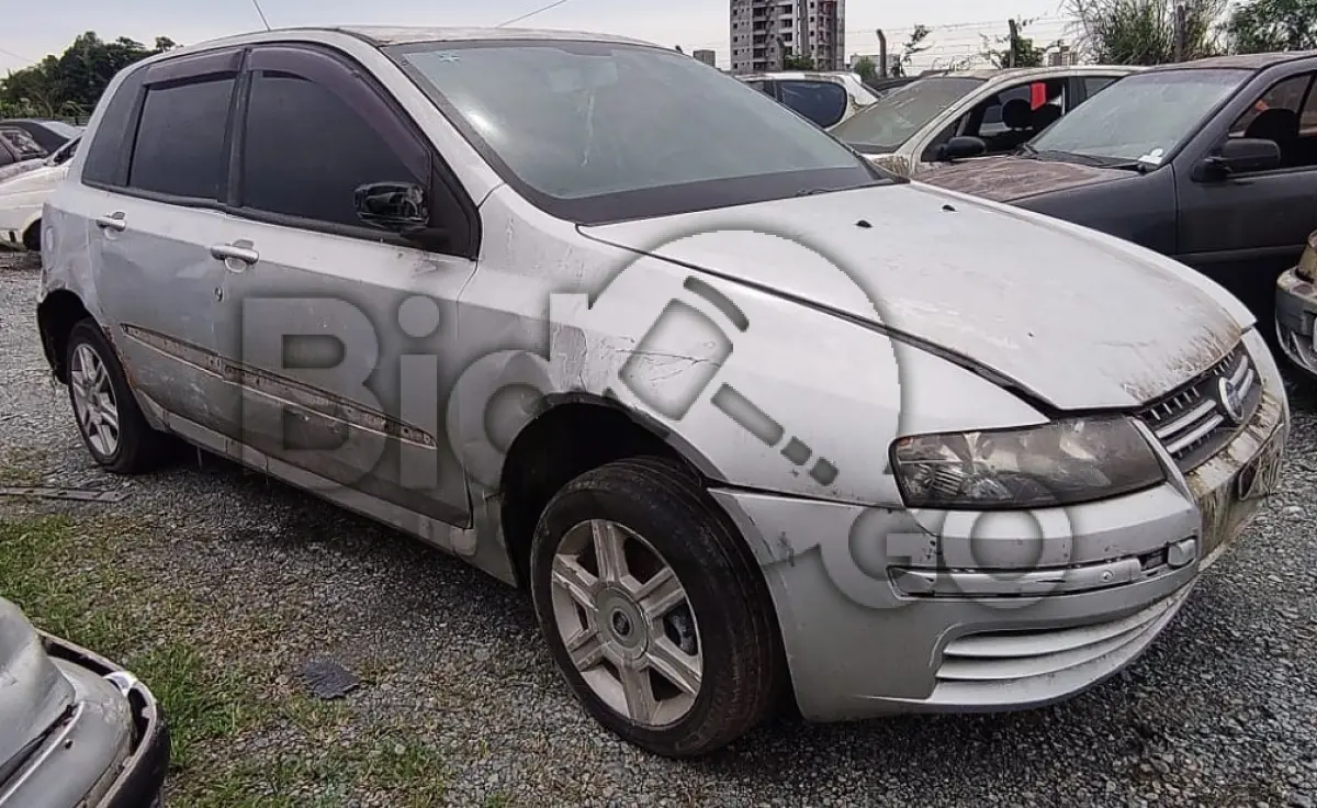 LOTE 024 - SUCATA AUTOMOTIVA