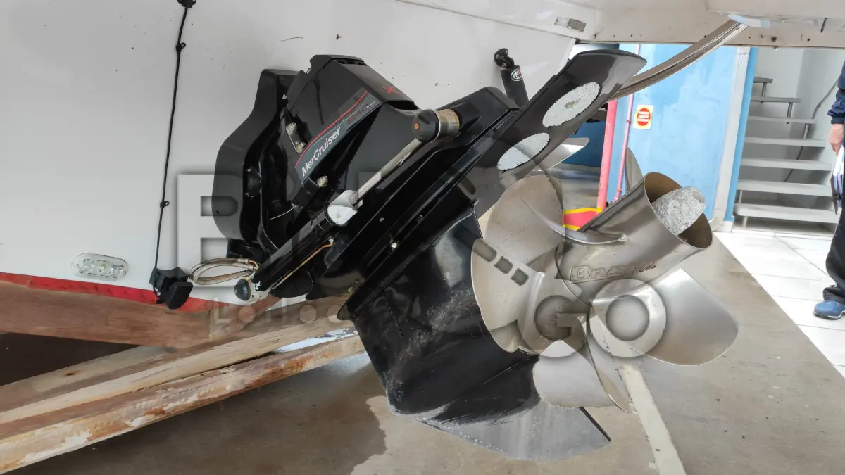 LOTE 002 - Lancha Freccia 300, Nome: Milk, Construtor: Freccia Boats, Ano: 2018, 