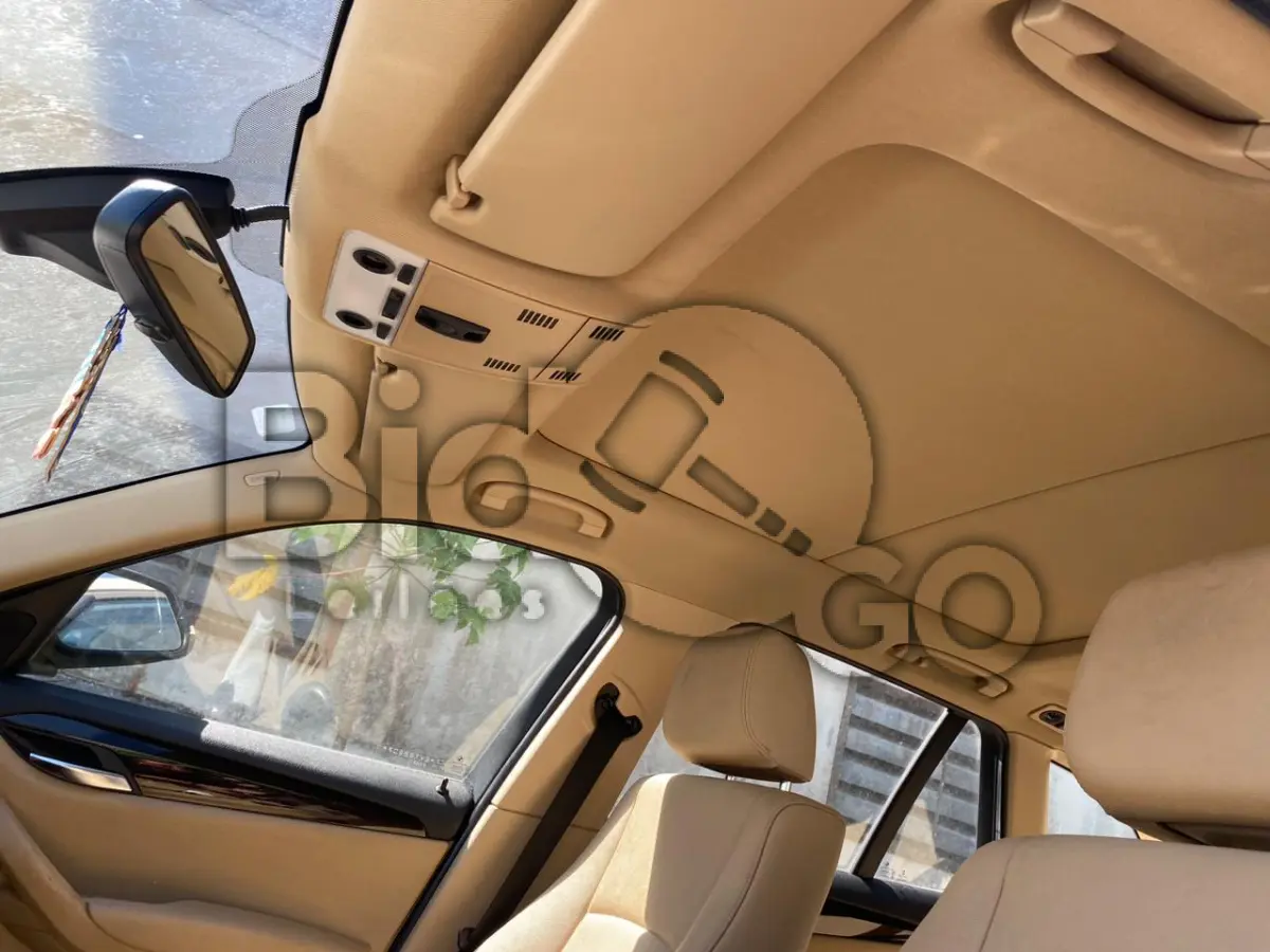 LOTE 001 - BMW X1 SDRIVE20I VL91  / Ano fabricação: 2014 / Ano modelo: 2014 / Cor: BRANCA