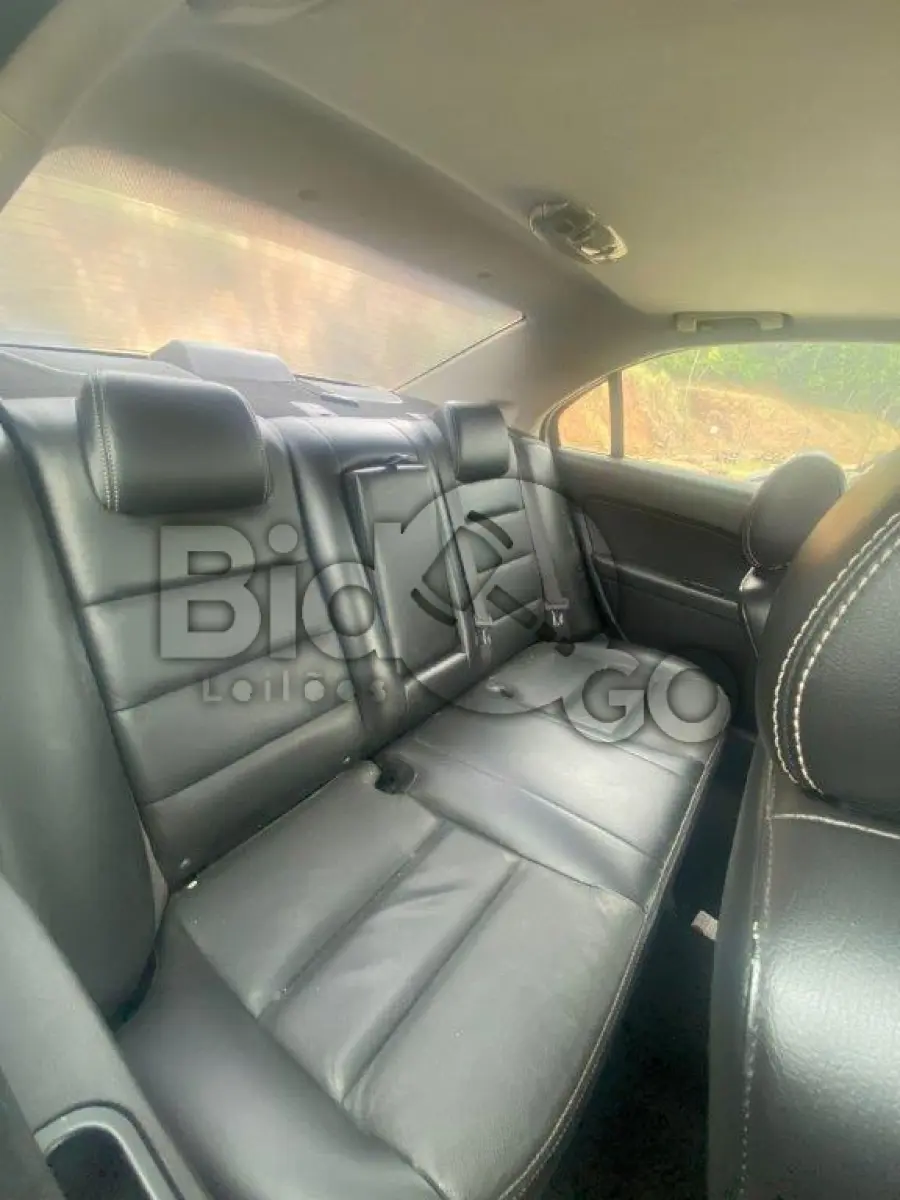 LOTE 026 - Espécie: PASSAGEIRO / Marca: FORD / Modelo: FUSION / Placa: MDJ4264 / UF: SC / Município: Blumenau / Ano fabricação: 2007 / Ano modelo: 2007 / Cor: PRATA / Chassi: 3FAHP08Z87R234324 / Motor: 7R234324 / RENAVAM: 00922806691