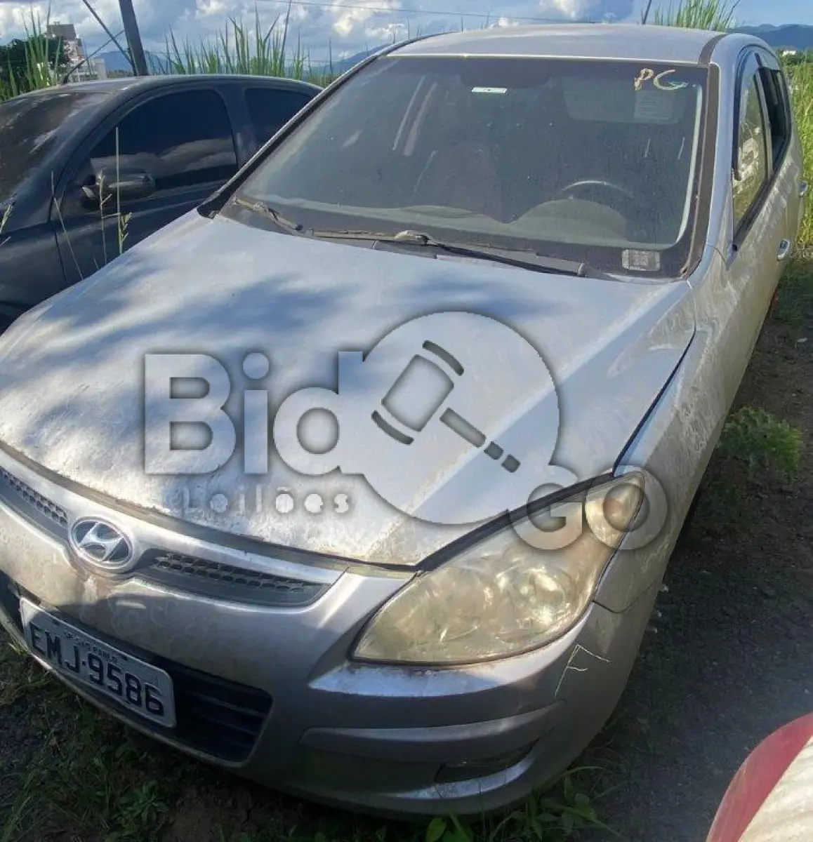 LOTE 021 - Espécie: PASSAGEIRO / Marca: HYUNDAI / Modelo: I30 2.0 / Placa: EMJ9586 / UF: SP / Município: São Paulo / Ano fabricação: 2009 / Ano modelo: 2009 / Cor: PRATA / Chassi: KMHDC51EBAU205183 / Motor: G4GC9620493 / RENAVAM: 00188802738
