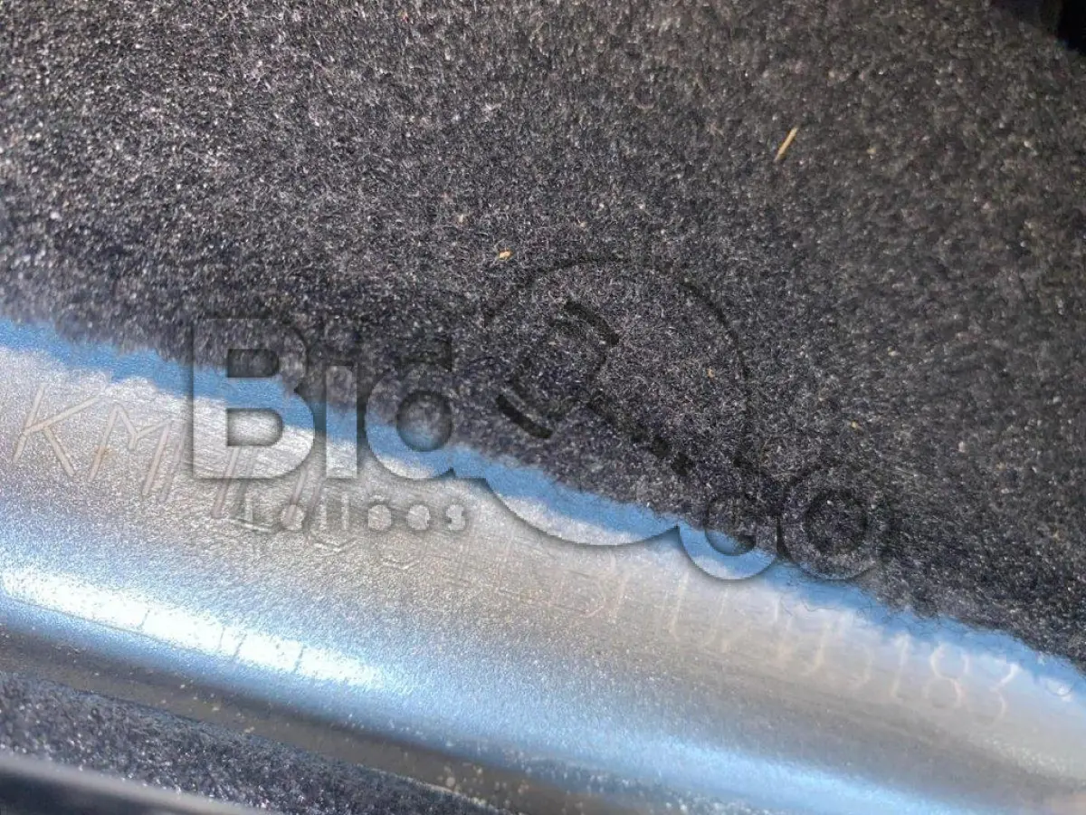 LOTE 021 - Espécie: PASSAGEIRO / Marca: HYUNDAI / Modelo: I30 2.0 / Placa: EMJ9586 / UF: SP / Município: São Paulo / Ano fabricação: 2009 / Ano modelo: 2009 / Cor: PRATA / Chassi: KMHDC51EBAU205183 / Motor: G4GC9620493 / RENAVAM: 00188802738