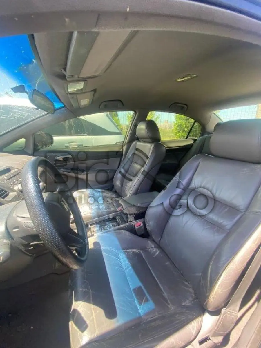 LOTE 036 - Espécie: PASSAGEIRO / Marca: HONDA / Modelo: CIVIC LXS FLEX / Placa: EEG7338 / UF: SC / Município: Jaraguá do Sul / Ano fabricação: 2008 / Ano modelo: 2008 / Cor: PRETA / Chassi: 93HFA65408Z244126 / Motor: R18A68244107 / RENAVAM: 00984316280