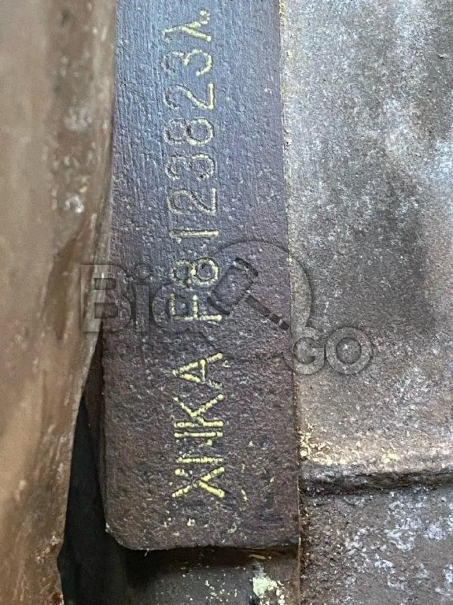 LOTE 014 - Espécie: AUTOMOVEL / Marca: FORD / Modelo: KA SE 1.0 HA / Placa: MMC0687 / UF: SC / Município: Joinville / Ano fabricação: 2014 / Ano modelo: 2015 / Cor: VERMELHA / Chassi: 9BFZH55LXF8123823 / Motor: XNKAF8123823 / RENAVAM: 1016892621