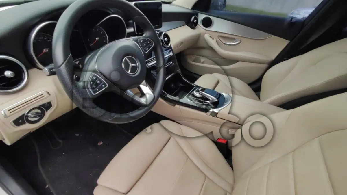 LOTE 005 - M.BENZ / Modelo: C250 / Ano fabricação: 2017 / Ano modelo: 2017 / Cor: BRANCA 