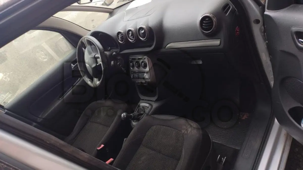 LOTE 050 - SUCATA - Espécie: PASSAGEIRO / Marca: CITROEN / Modelo: C3 PICASSO GLX15 / Placa: FEH9C49 / UF: PR / Município: São José dos Pinhais / Ano fabricação: 2012 / Ano modelo: 2013 / Cor: PRATA / Chassi: 935SDYFYYDB517648 / Motor: 10DBSY0003200 / RENAVAM: 00493513078