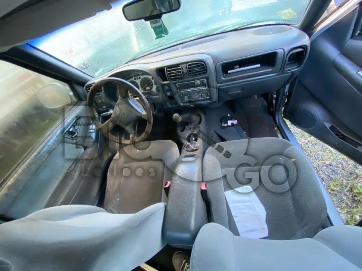LOTE 009 - Espécie: ESPECIAL / Marca: GM / Modelo: S10 ADVANTAGE D / Placa: DUS9833 / UF: PR / Município: Capitão Leônidas Marques / Ano fabricação: 2007 / Ano modelo: 2007 / Cor: PRATA / Chassi: 9BG138HU08C408628 / Motor: N80007292 / RENAVAM: 00929513487