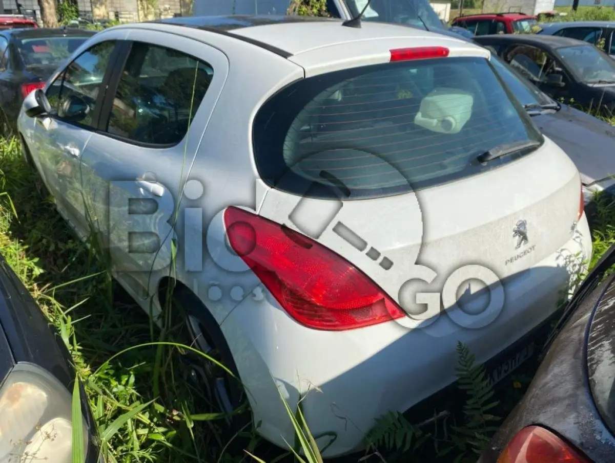LOTE 016 - Espécie: PASSAGEIRO / Marca: I / Modelo: PEUGEOT 308 ALLURE / Placa: MKW3H71 / UF: SC / Município: Joinville / Ano fabricação: 2012 / Ano modelo: 2013 / Cor: BRANCA / Chassi: 8AD4CRFJWDG050090 / Motor: 10XN130138824 / RENAVAM: 00506981827