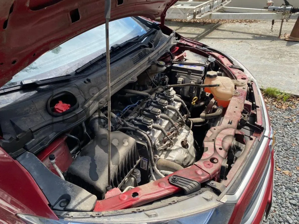 LOTE 025 - Espécie: PASSAGEIRO / Marca: CHEVROLET / Modelo: ONIX 1.0MT LT / Placa: QJR2024 / UF: SC / Município: Araranguá / Ano fabricação: 2019 / Ano modelo: 2019 / Cor: VERMELHA / Chassi: 9BGKS48U0KG366677 / Motor: JTSSH2513 / RENAVAM: 01193023219