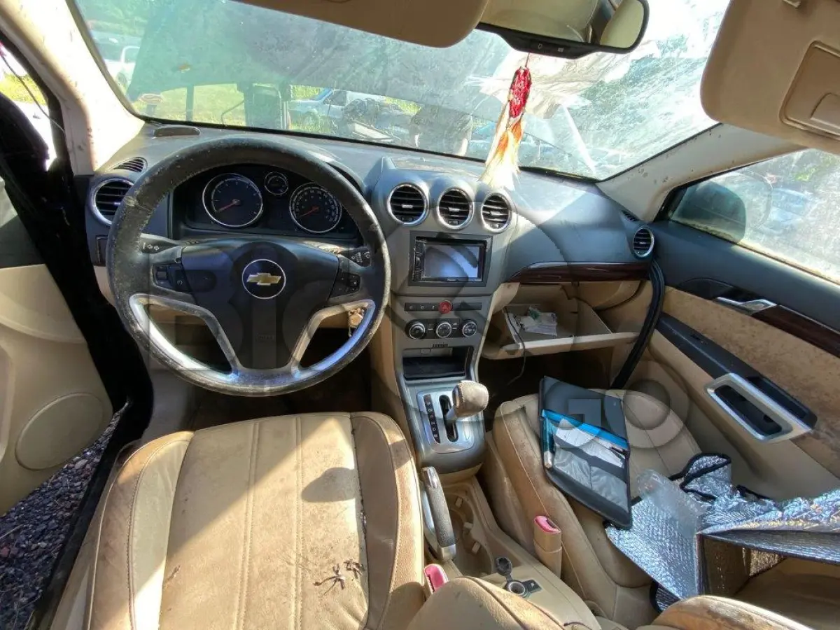 LOTE 011 - Espécie: MISTO / Marca: I / Modelo: GM CAPTIVA SPORT AWD / Placa: MGR2614 / UF: SC / Município: Joinville / Ano fabricação: 2009 / Ano modelo: 2009 / Cor: PRETA / Chassi: 3GNDL63709S616430 / Motor: N9S616430 / RENAVAM: 141949090