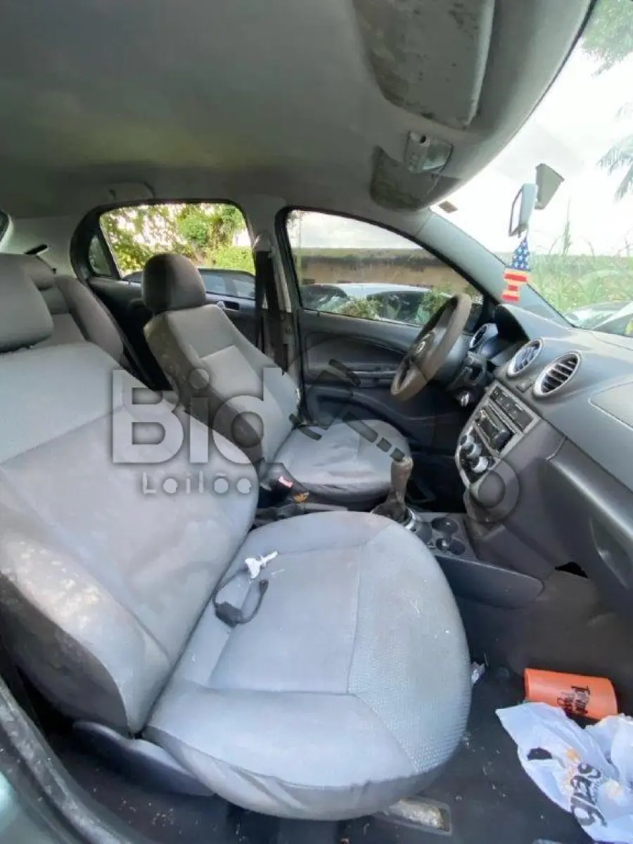 LOTE 012 - Espécie: PASSAGEIRO / Marca: VW / Modelo: GOL 1.0 / Placa: EFP9349 / UF: SC / Município: Joinville / Ano fabricação: 2008 / Ano modelo: 2009 / Cor: CINZA / Chassi: 9BWAA05U79P032967 / Motor: CCN725012 / RENAVAM: 00115650687