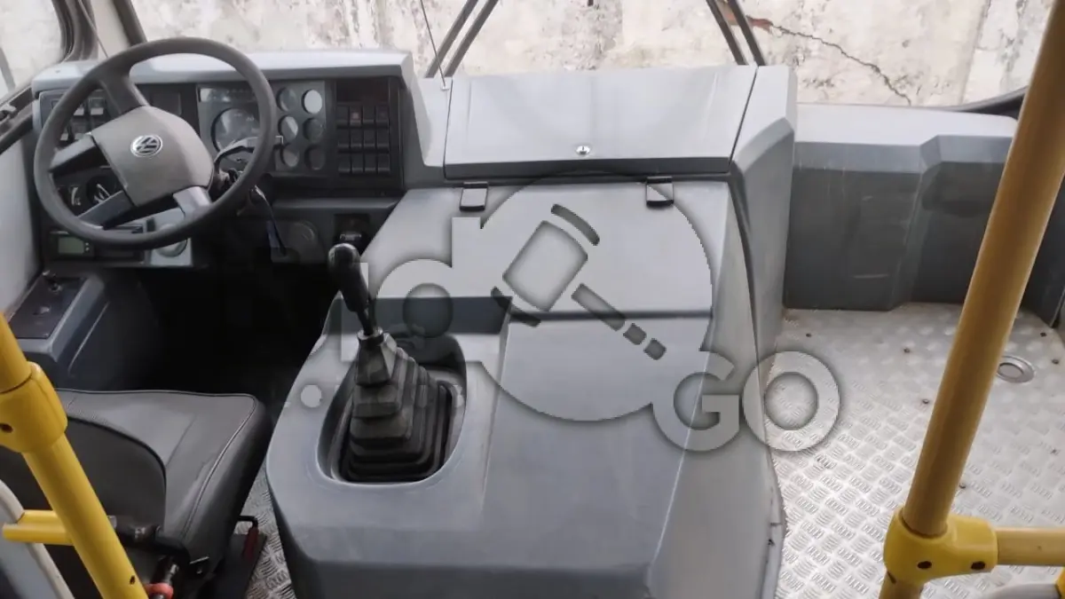 LOTE 022 - ONIBUS VW/INDUSCAR FOZ U,