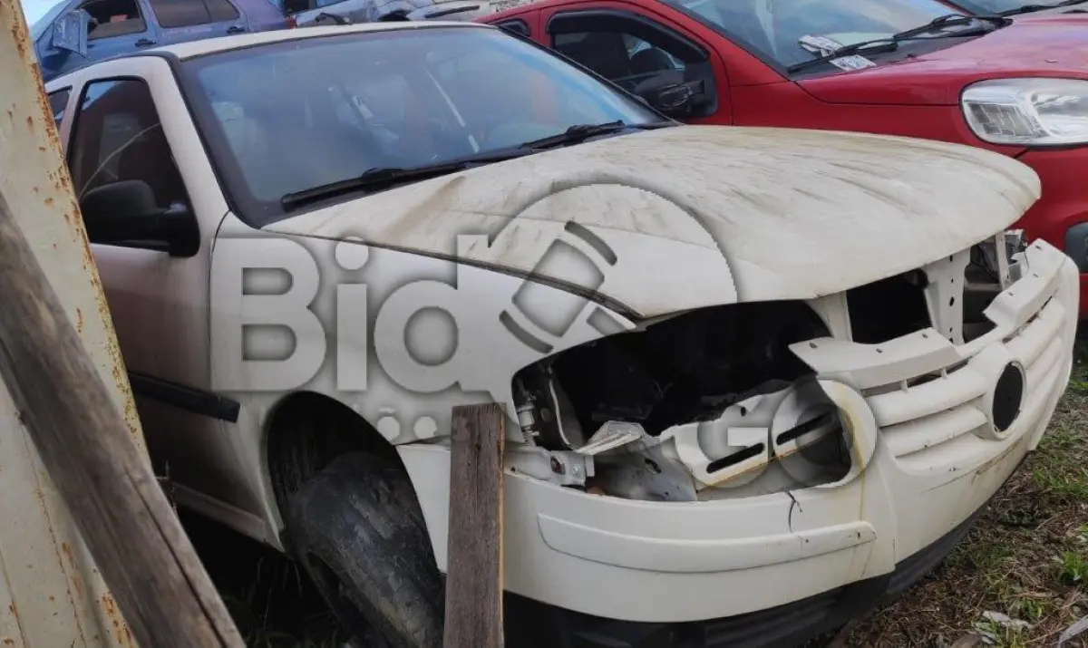 LOTE 059 - Espécie: PASSAGEIRO / Marca: VW / Modelo: GOL 1.0 / Placa: NGR6907 / UF: PR / Município: São José dos Pinhais / Ano fabricação: 2007 / Ano modelo: 2008 / Cor: BRANCA / Chassi: 9BWCA05W88T085130 / Motor: BNW333061 / RENAVAM: 00935905006