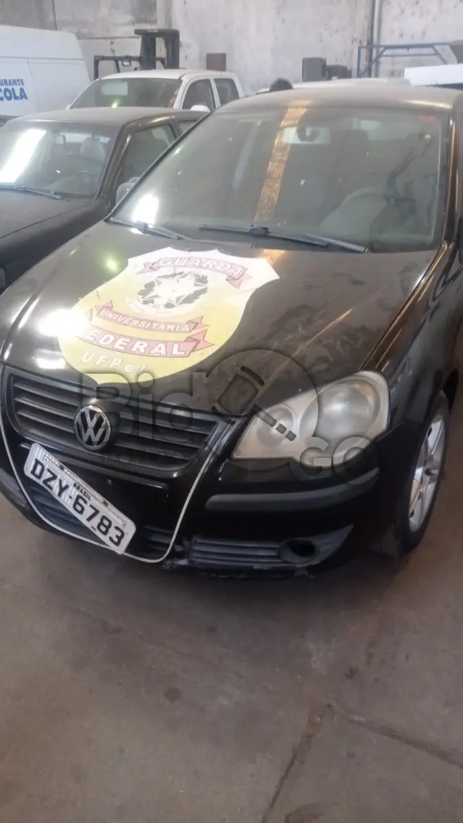 LOTE 015 - W/POLO SEDAN 1.6, Ano/modelo: 2007/2008, Placa: DZY6783, Chassi: 9BWJB09N28P018103, RENAVAM: 933415087, Tipo: Automóvel, Cor: Preta, Espécie: Passageiro, Motor: BPA220395