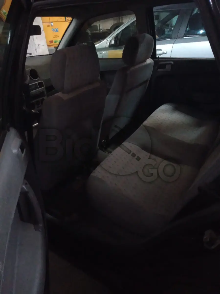 LOTE 008 - FIAT/UNO MILLE ECONOMY, Ano/modelo: 2010/2011, Placa: IRG5305, Chassi: 9BD15822AB6516088, RENAVAM: 255299494, Tipo: Automóvel, Cor: Branca, Espécie: Passageiro, Motor: 146E1011*9756658