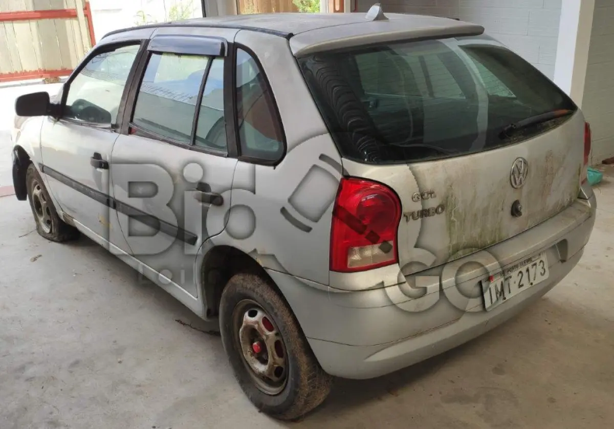 LOTE 015 - Espécie: PASSAGEIRO / Marca: VW / Modelo: GOL 1.0 / Placa: IMT2173 / UF: RS / Município: Porto Alegre / Ano fabricação: 2005 / Ano modelo: 2006 / Cor: PRATA / Chassi: 9BWCA05W06P012646 / Motor: BTY081979 / RENAVAM: 00867861835 *AFETADO POR ENCHENTE