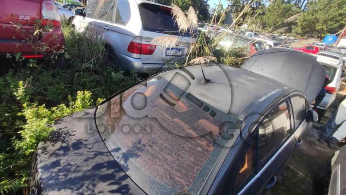 LOTE 009 - Espécie: PASSAGEIRO / Marca: I / Modelo: CITROEN C4 PALLAS20GAF / Placa: IPM2D56 / UF: RS / Município: Caxias do Sul / Ano fabricação: 2008 / Ano modelo: 2009 / Cor: PRETA / Chassi: 8BCLDRFJ29G516780 / Motor: 10TWAA0007851 / RENAVAM: 00121420493