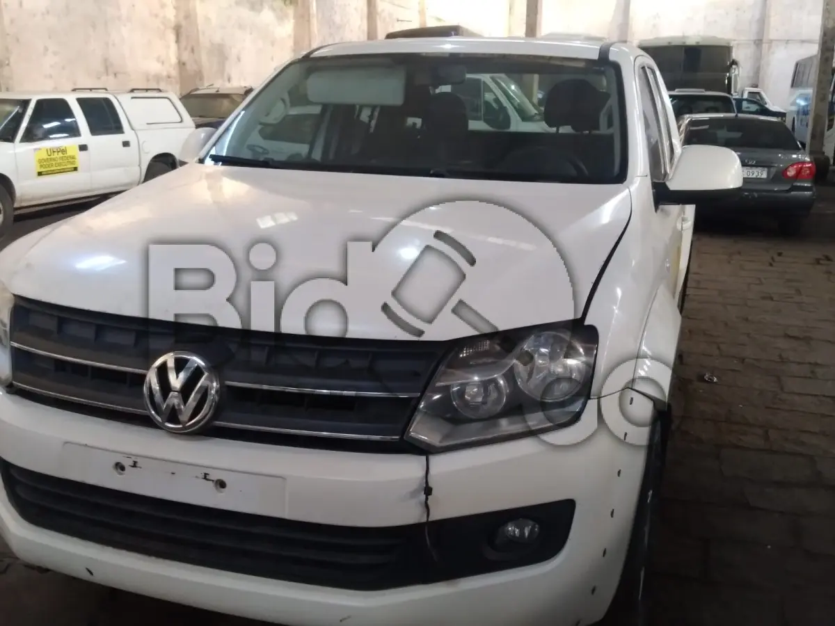 LOTE 011 - I/VW AMAROK CD 4X4 TREND, Ano/modelo: 2012/2013, Placa: ITV6496, Chassi: WV1DB42H4DA015595, RENAVAM: 500142823, Tipo: Caminhonete, Cor: Branca, Espécie: Especial, Motor: CNE023494
