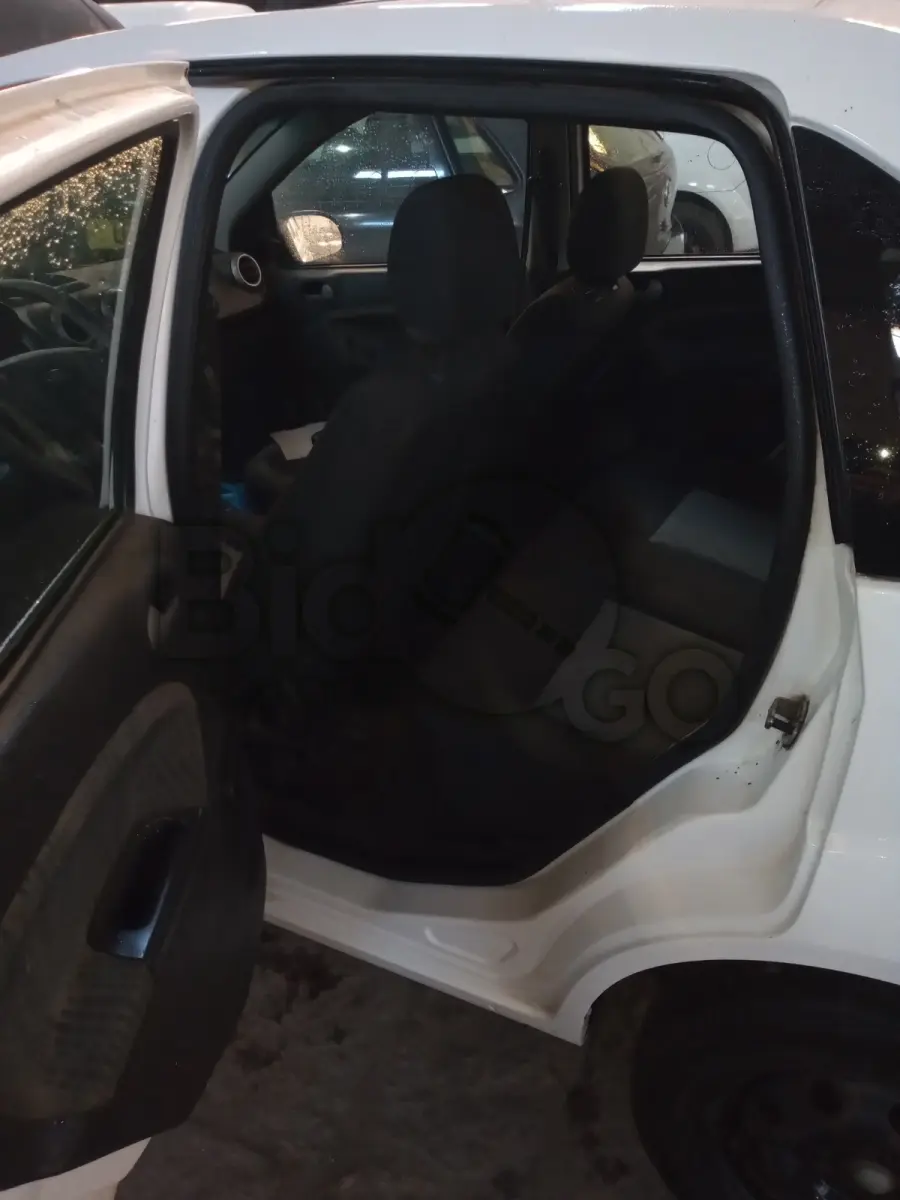 LOTE 017 - FORD/FIESTA SEDAN1.6FLEX, Ano/modelo: 2010/2011, Placa: IRI1502, Chassi: 9BFZF54P0B8119056, RENAVAM: 258399856, Tipo: Automóvel, Cor: Branca, Espécie: Passageiro, Motor: QF9AB8119056