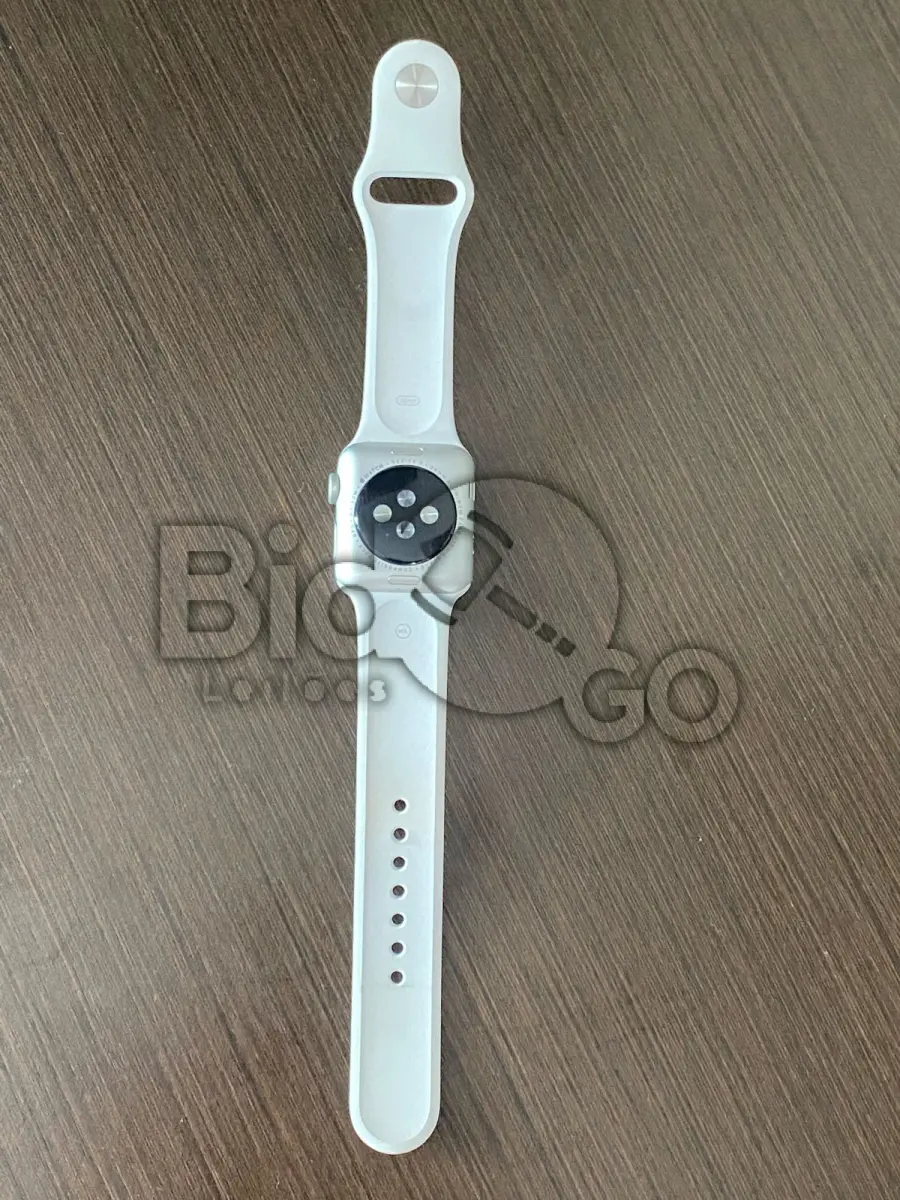 LOTE 003 - Quantidade: 1 / Descrição: Watch Apple Branco