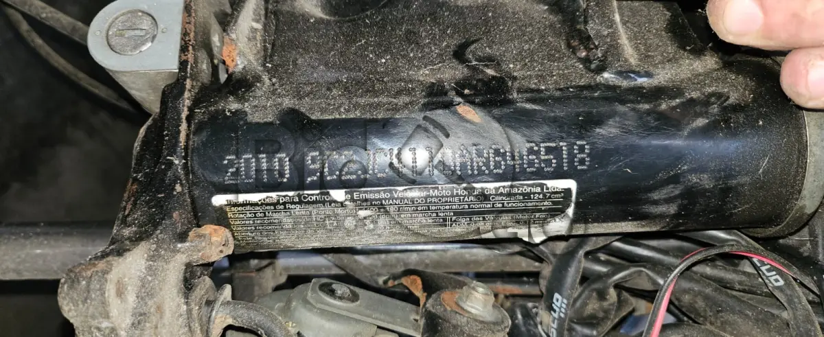 LOTE 010 - Espécie: PASSAGEIRO / Marca: HONDA / Modelo: CG 125 FAN KS / Placa: MGR1898 / UF: SC / Município: Guaramirim / Ano fabricação: 2010 / Ano modelo: 2010 / Cor: PRETA / Chassi: 9C2JC4110AR646518 / Motor: JC41E1A646518 / RENAVAM: 00240128699