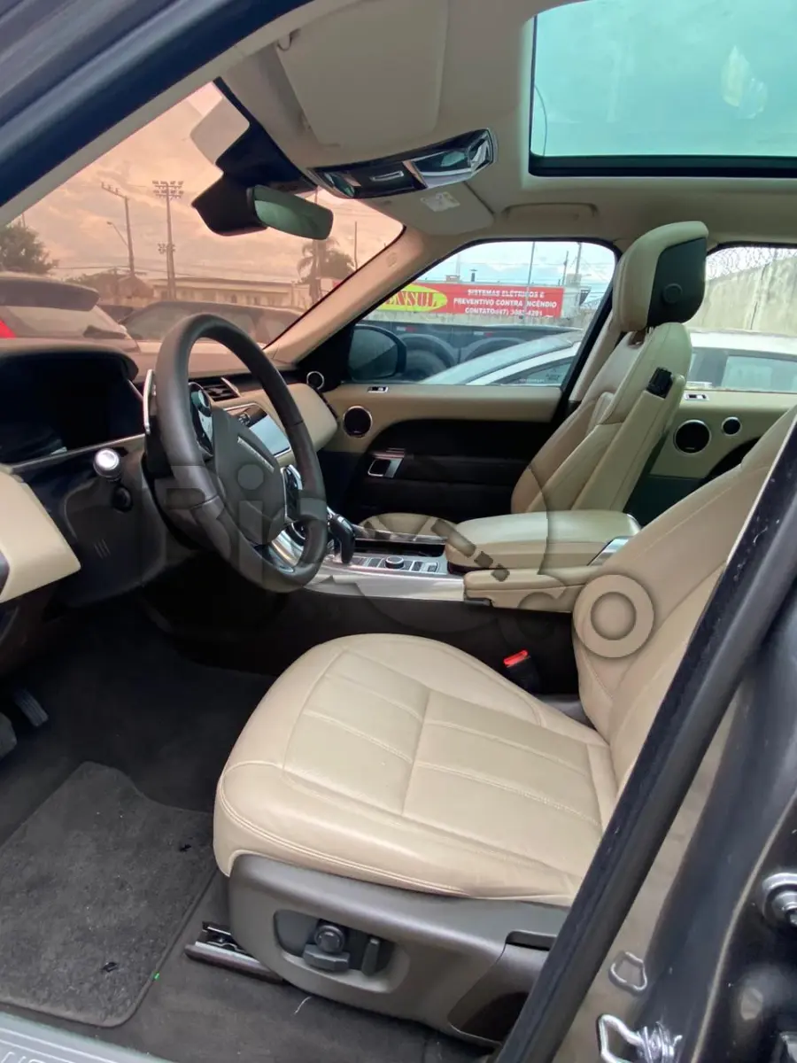 LOTE 003 - Espécie: MISTO / Marca: I / Modelo: LR R.R SPT 3.0 TD HSE / Placa: BDE1G42 / UF: PR / Município: Curitiba / Ano fabricação: 2019 / Ano modelo: 2019 / Cor: CINZA / Chassi: SALWA2BK4KA862063 / Motor: 1299795306DT / RENAVAM: 1195354980