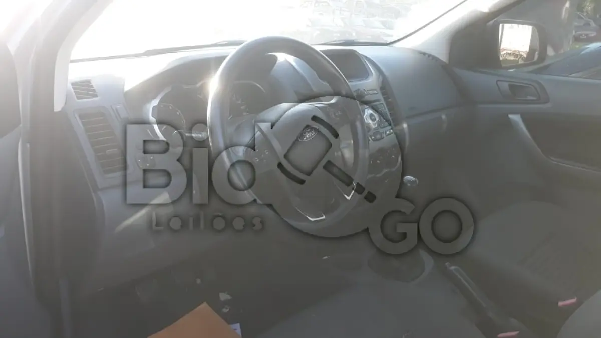 LOTE 011 - Espécie: CARGA / Marca: I / Modelo: FORD RANGER XLS CS2 25 / Placa: AZM8E14 / UF: PR / Município: Tapira / Ano fabricação: 2014 / Ano modelo: 2014 / Cor: PRATA / Chassi: 8AFAR20F2FJ282535 / Motor: EV2GFJ282535 / RENAVAM: 01045241595