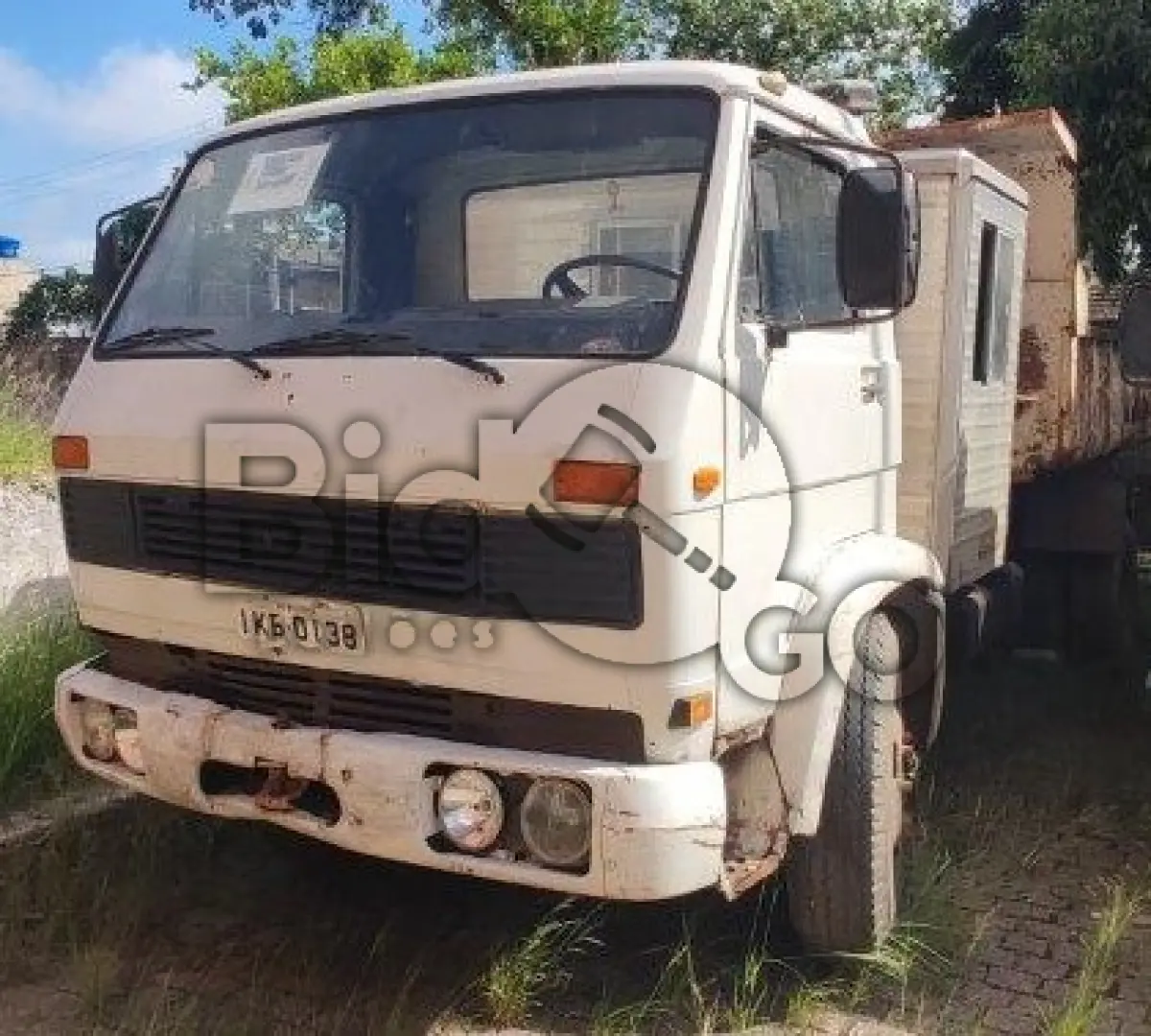 LOTE 023 - CAMINHÃO VW 11.130 – Caçamba, Placa: IKB-0138, Ano/Modelo: 1985/1985, Renavam: 572215924, Chassi: V019934 - C/ motor.