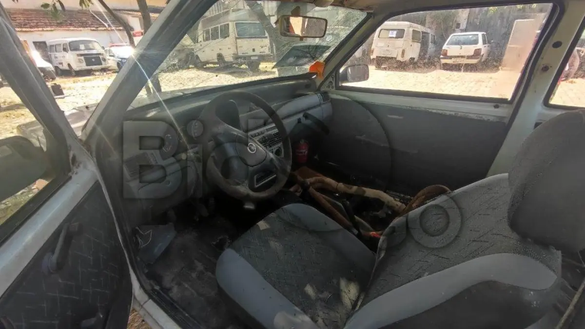 LOTE 017 - FIAT Uno Mille Fire Flex, Placa: INF1627, Ano/Modelo: 2006/2006, Renavam: 889547149, S/ motor.