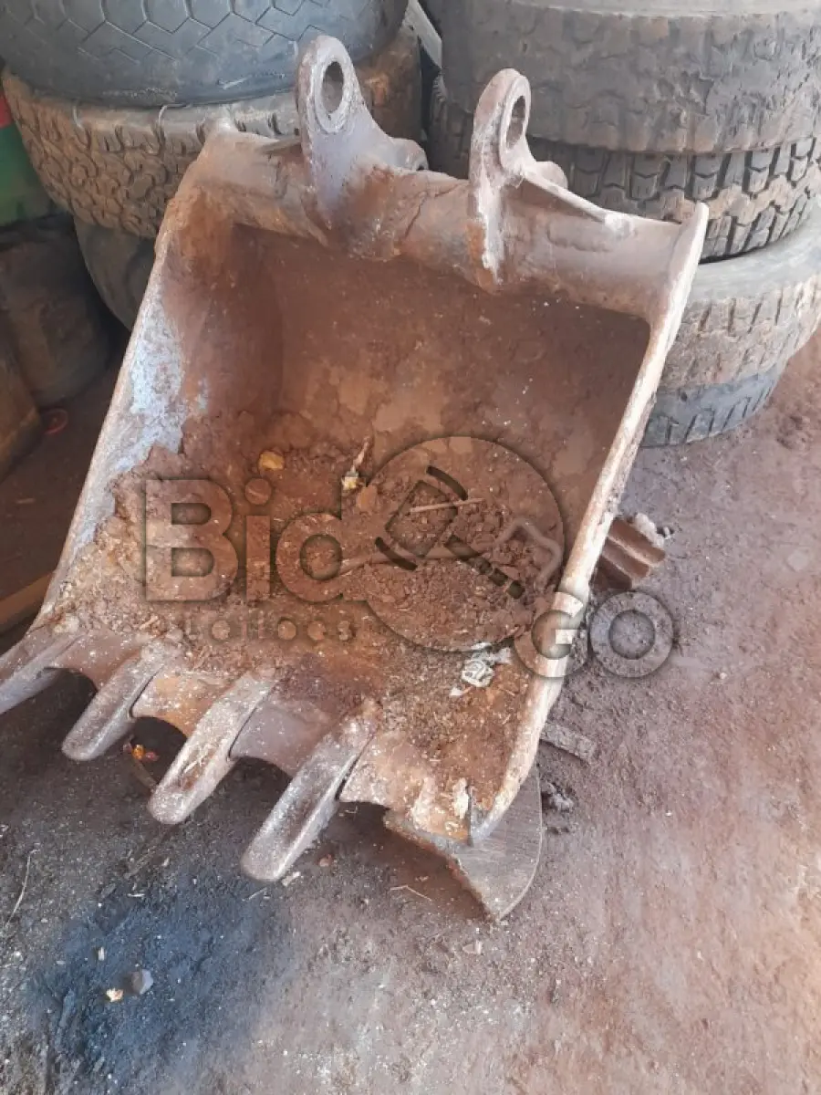 LOTE 011