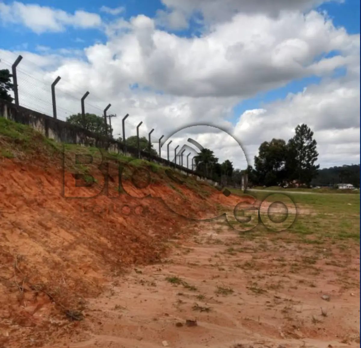 LOTE 001 - TERRENO EM PONTA GROSSA DE 17.093,75 m²
