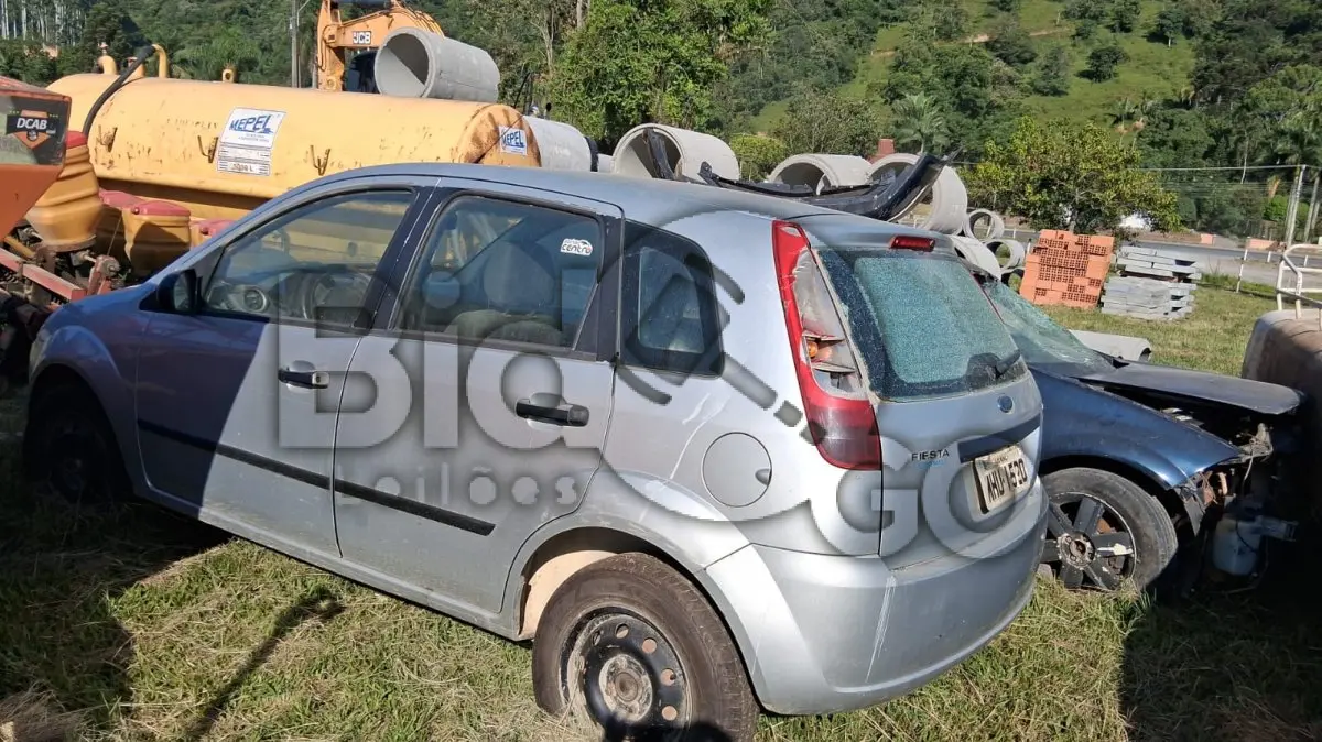 LOTE 005 - FORD/FIESTA 1.6 FLEX, Fabricação/Modelo: 2005/2006