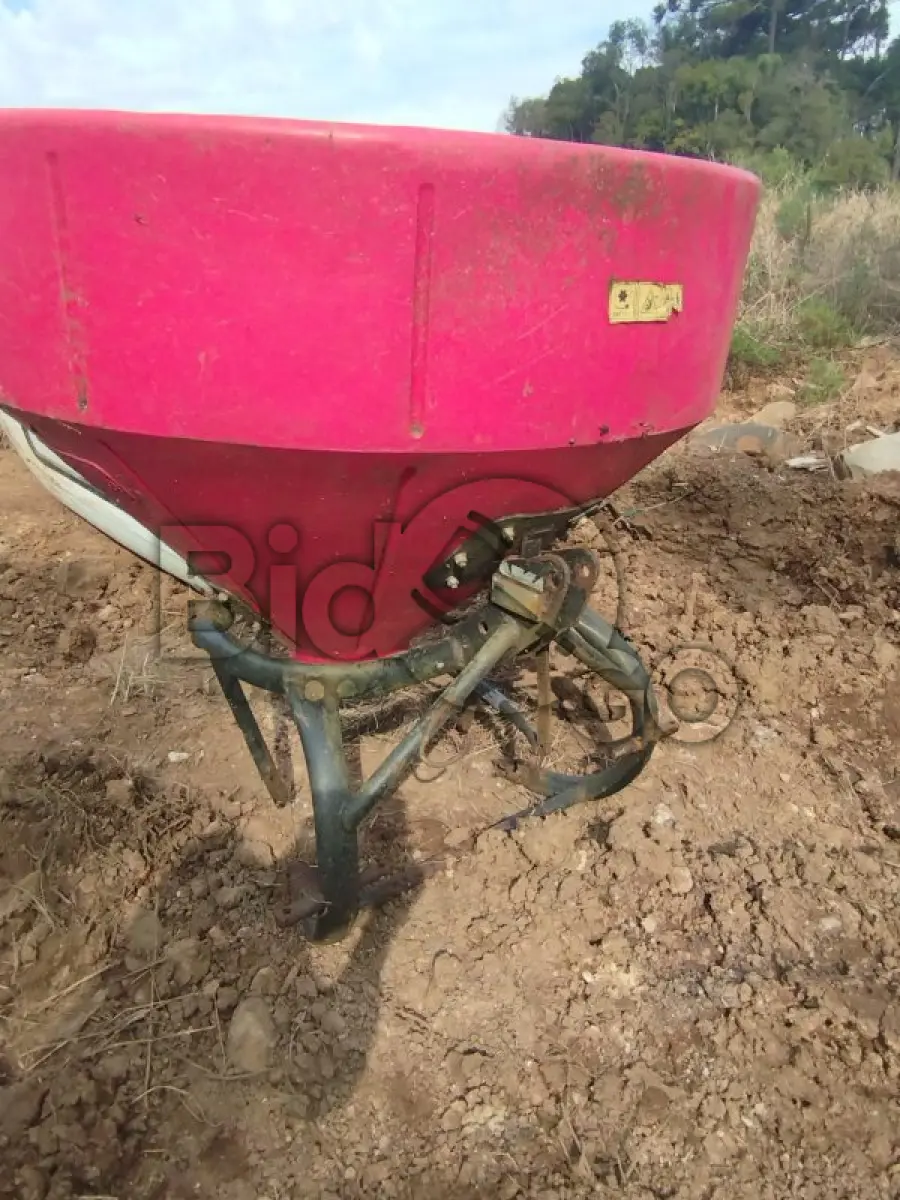 LOTE 018 - Distribuidor de abdubo seco, marca: Nogueira
