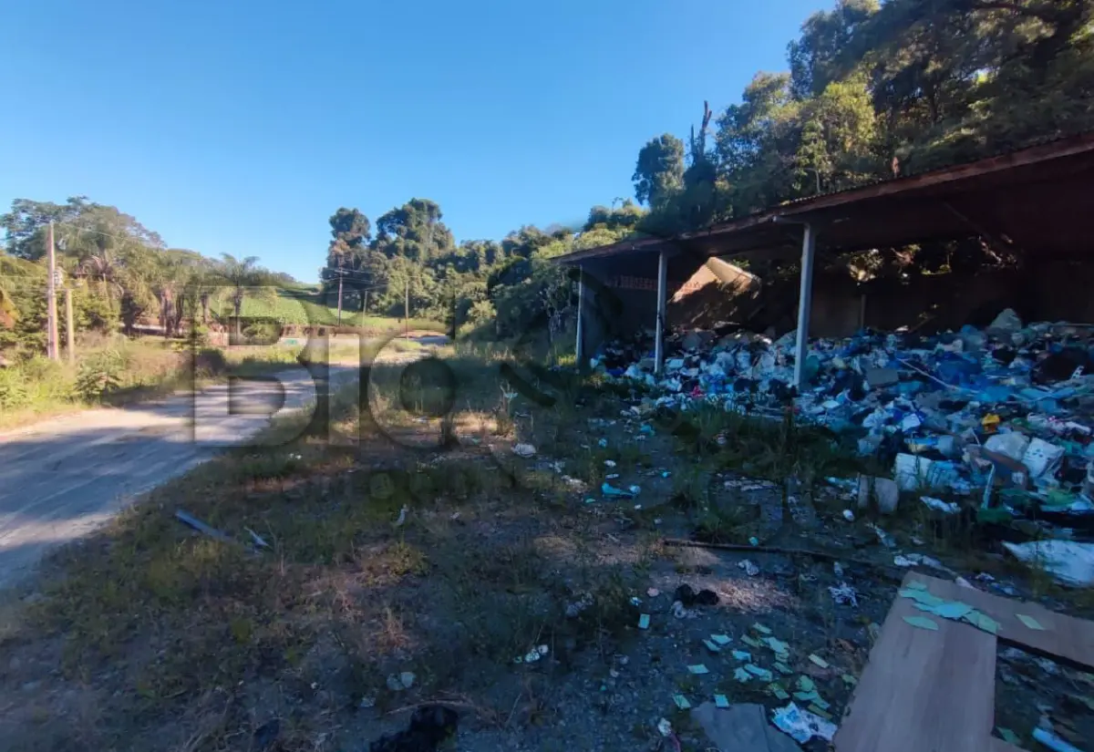 LOTE 016 - TERRENO MUNICIPAL