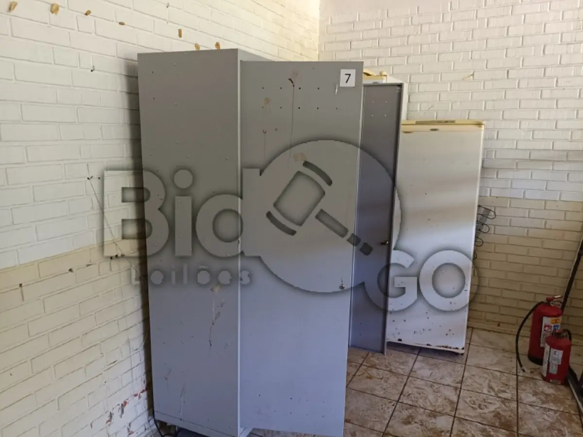 LOTE 002 - SUCATAS DIVERSAS