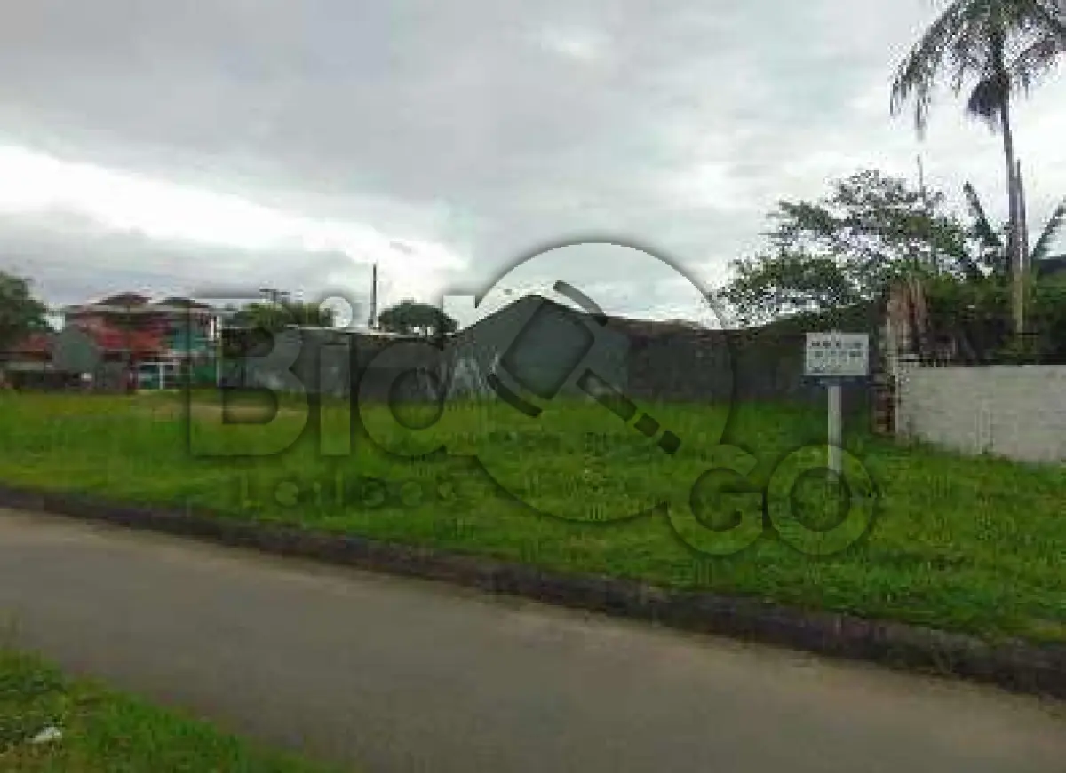 LOTE 002 - Imóvel situado na Rua Juliano Moreira, S/N - Bairro Boa Vista, Joinville /SC - Terreno com área de 400,00m², sem benfeitorias.
