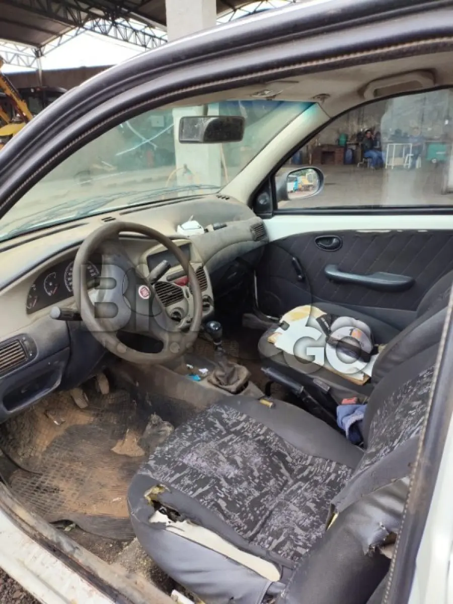 LOTE 014 - FIAT/STRADA FIRE FLEX,