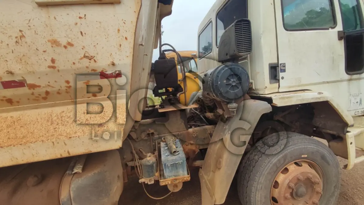 LOTE 025 - CAMINHÃO FORD/CARGO 2422 E, Ano/modelo: 2006/2006